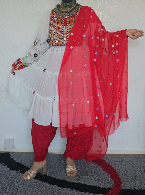 White elegant ghand, 3 piece