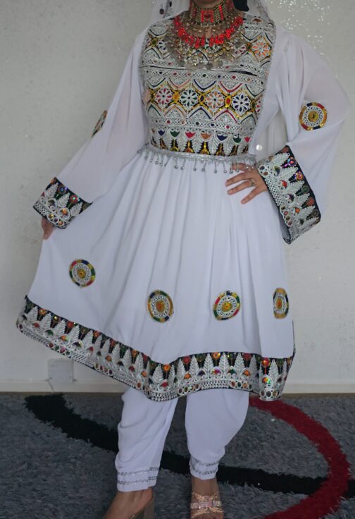 Classic white Ghand