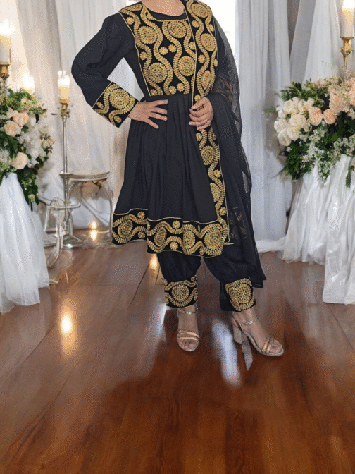Black and gold Ghand size: M