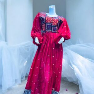 Bright pink Ghand