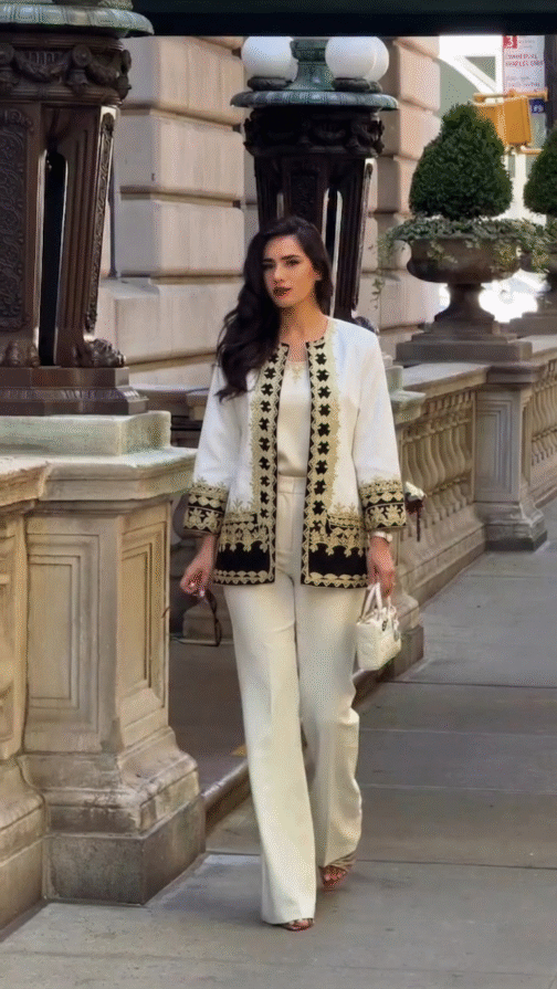 Noor-e-Safa coat